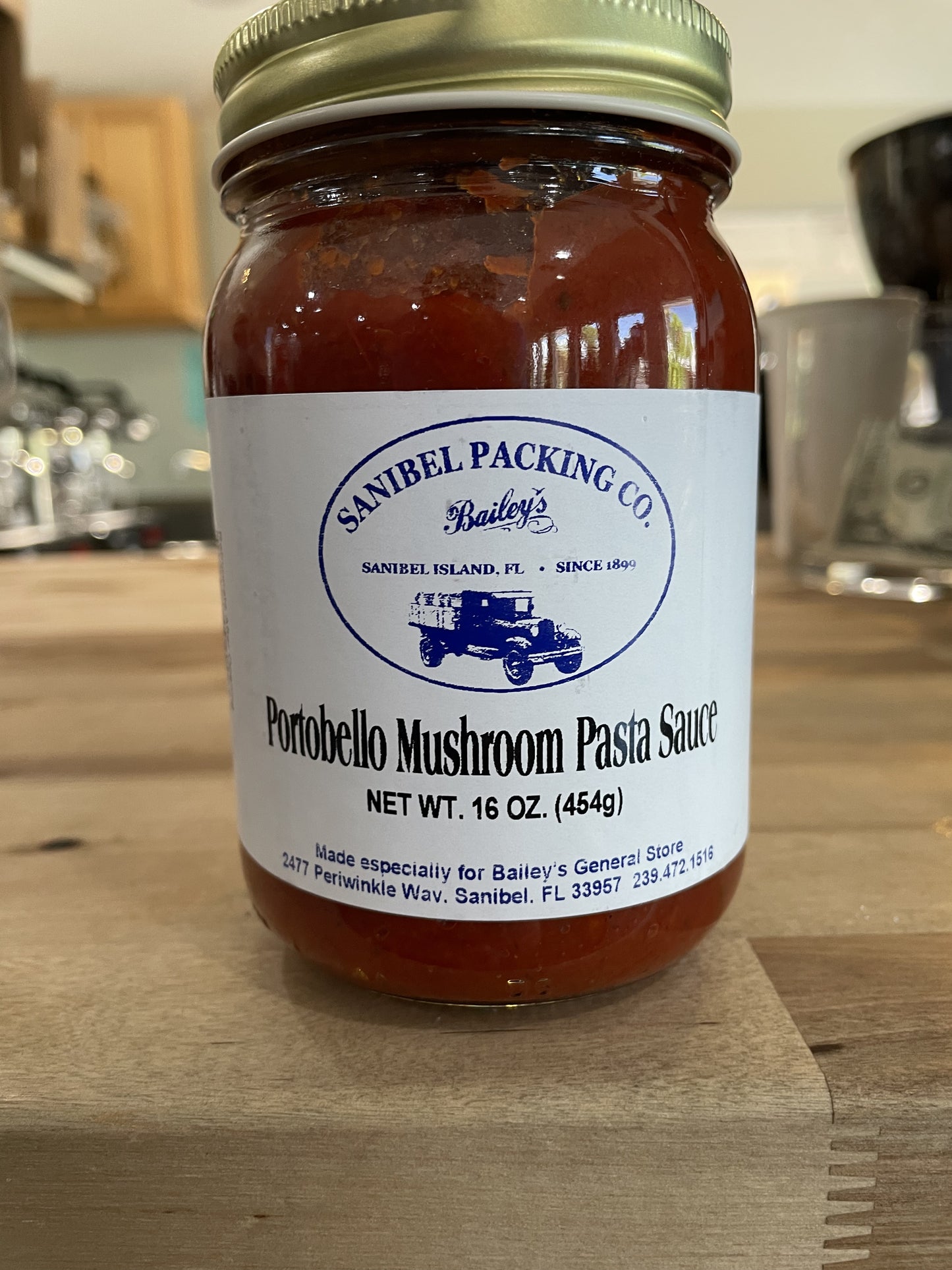 Portobello Mushroom Pasta Sauce 16oz by Sanibel Packing Company